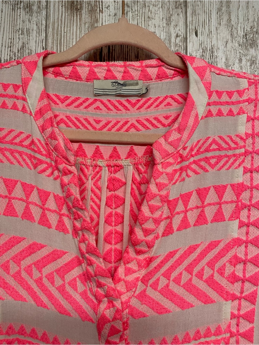 Devotion TWINS Pink Patterned V-Neck Tiered Mini Dress - Picture 5 of 12